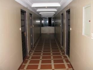 Rn Holidays Hotel Ooty Exterior photo